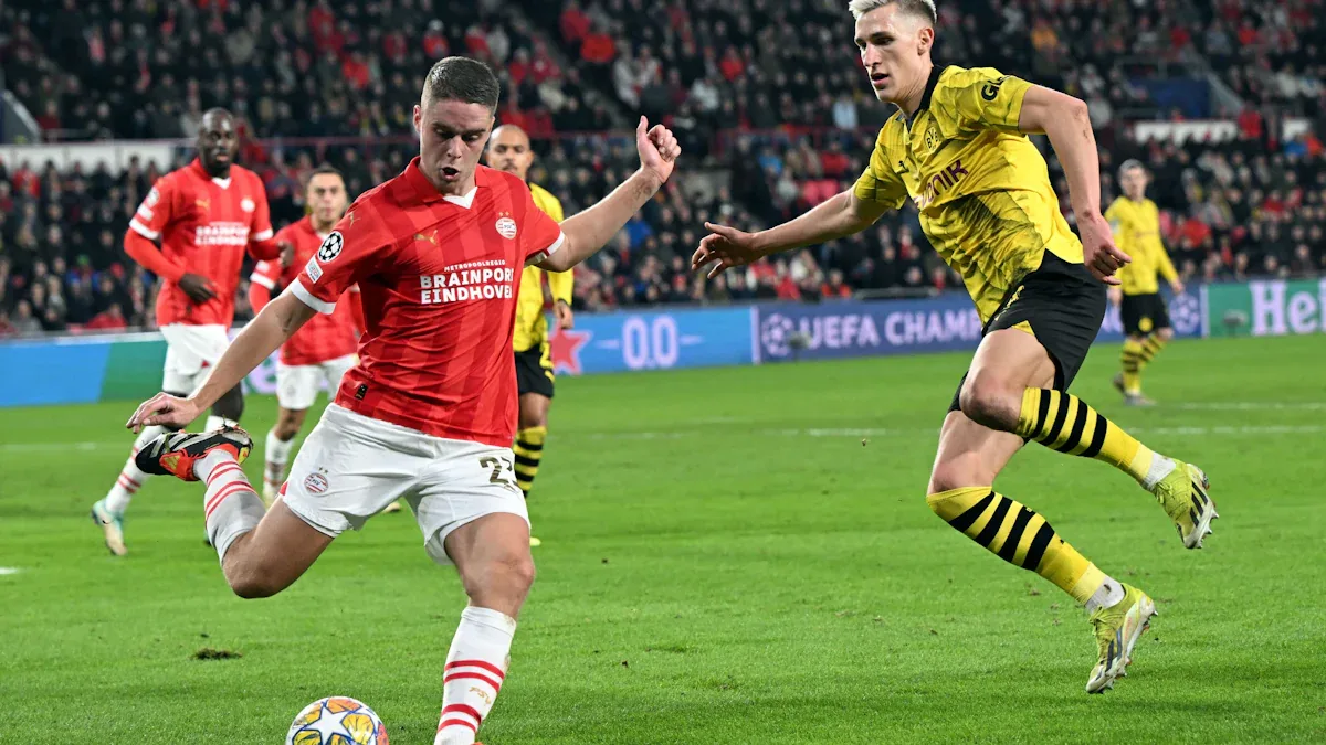 Joey Veerman wechselt zum BVB