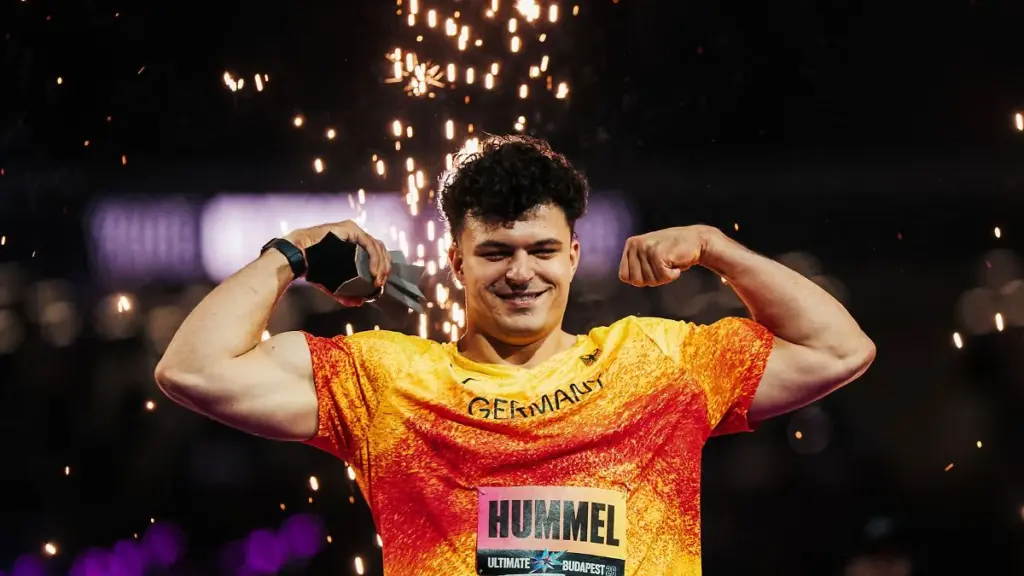 Erst gestolpert, dann viel Geld: Merlin Hummel krönt sich zum ersten Ultimate Champion
